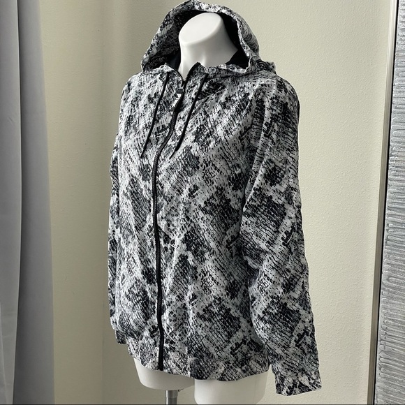 PINK Victoria’s Secret Women’s Windbreaker Size XS - Picture 9 of 16